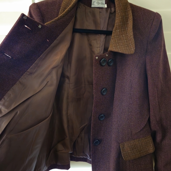 Vintage Women's Suit - Picture 2 of 6